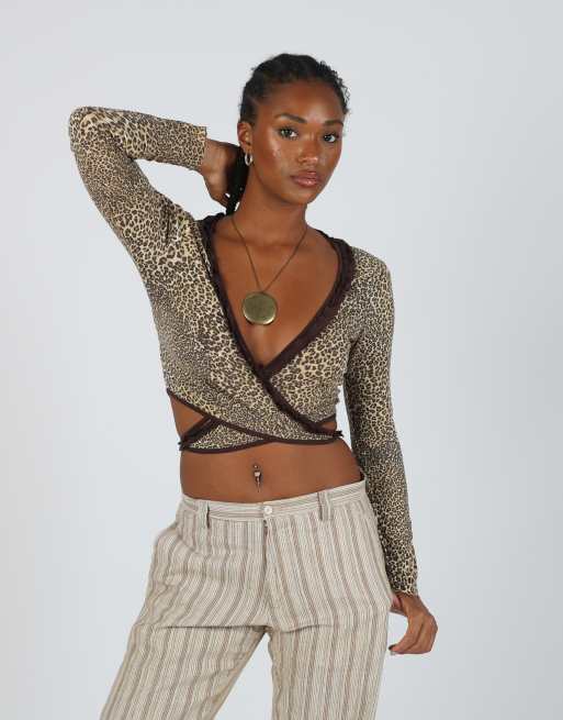 Vintage Unbranded S long sleeve top in tan, 3 of 4