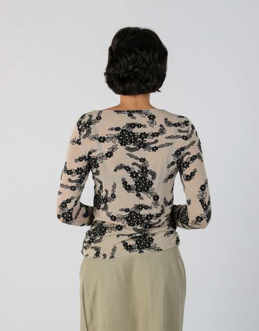 Vintage Unbranded S mesh top in beige, 2 of 4