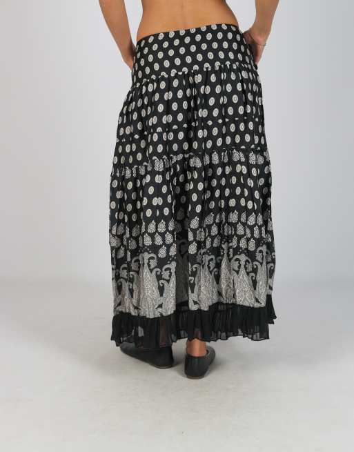 Vintage Unbranded S woven maxi skirt in black, 4 of 4