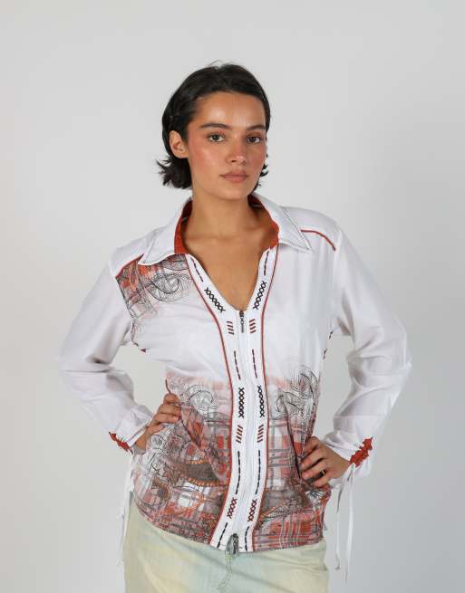 Vintage Unbranded XL long sleeve top in white, 1 of 4