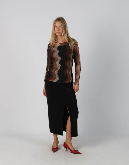 Vintage Unbranded XS formal skirt in black, 1 of 4
