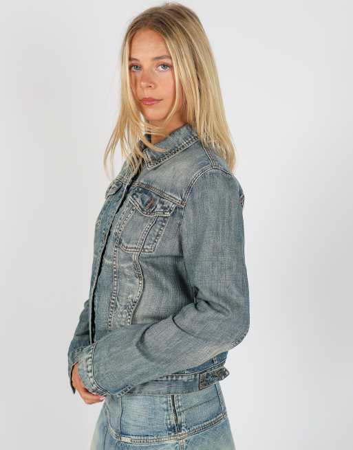 Vintage United Colours of Benetton S denim jacket in light blue, 3 of 4