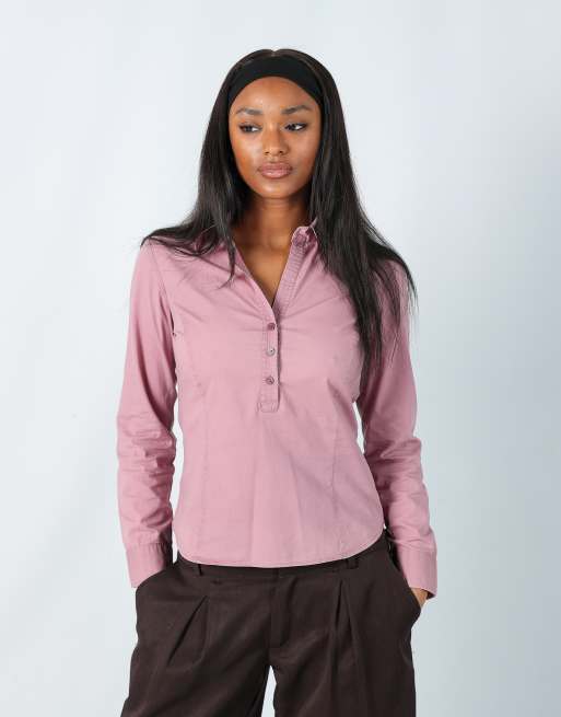 Vintage United Colours of Benetton S shirt in baby pink