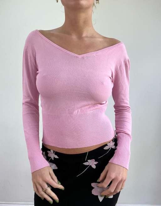 Vintage v neck jumper in pink