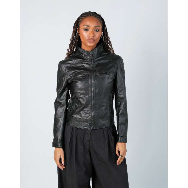 210494663-1-black?$n_750w$&wid
