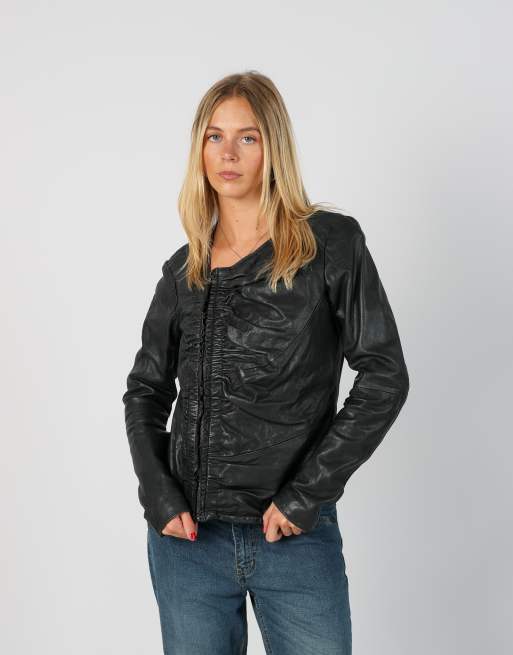 Vintage Vera Pelle S leather jacket in black, 1 of 4