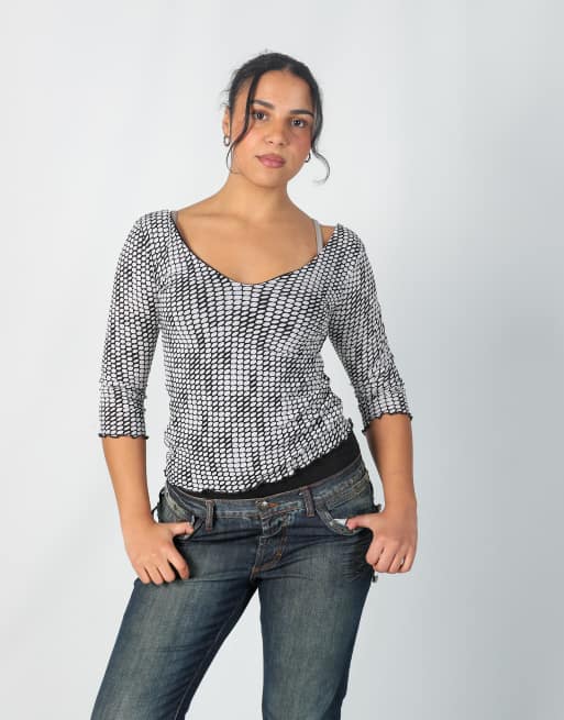 Vintage Waipai M long sleeve top in black