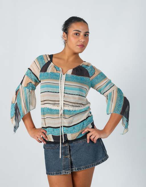 Vintage Wan Li M blouse in light blue, 3 of 4