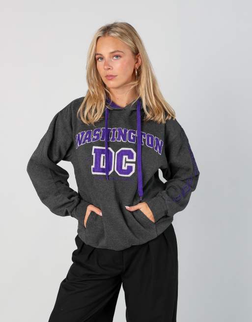 Vintage Washington m hoodie in charcoal grey