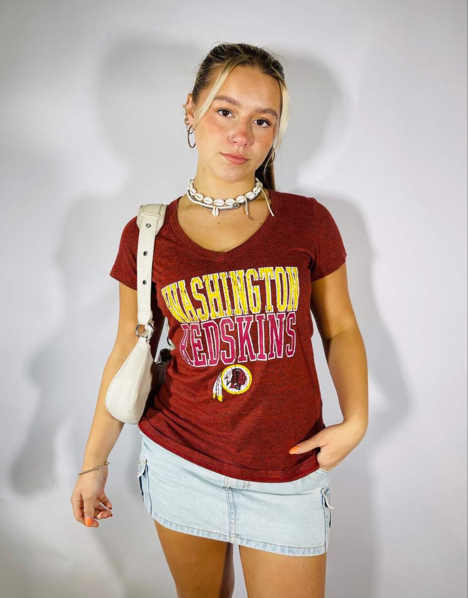 Vintage Washington NFL Size S T-Shirt in Red