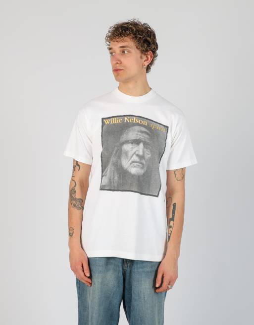 Vintage Willie Nelson Spirit l t-shirt in white