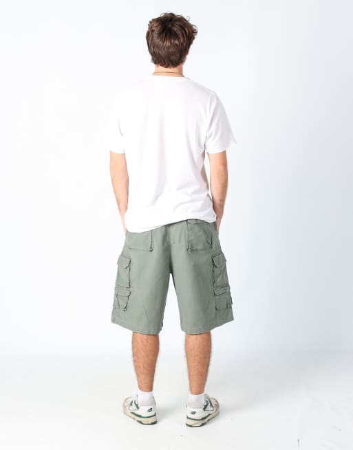 Vintage Woolrich 38x23 canvas cargo shorts in dark green, 3 of 4