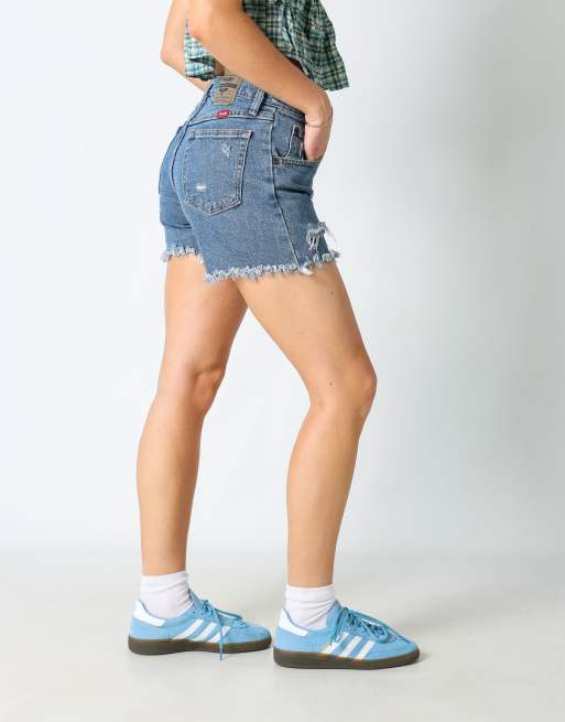 Vintage Wrangler 29x13 denim shorts in blue