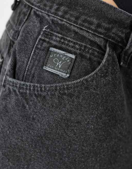 Vintage Wrangler 30x18 denim shorts in black, 4 of 4