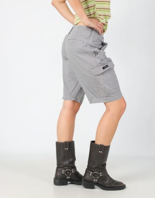 Grey 3