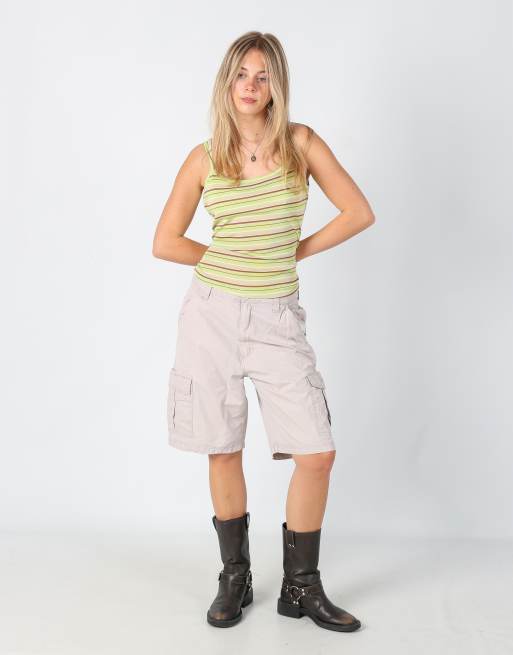 Vintage Wrangler 30x22 canvas cargo shorts in cream