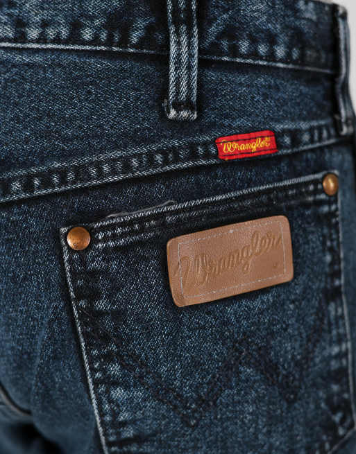 Vintage Wrangler 30x24 denim shorts in blue, 4 of 4