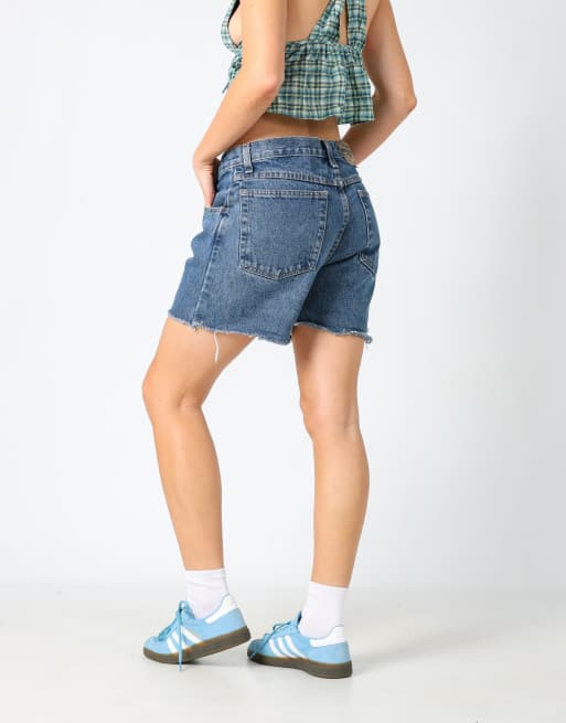 Vintage Wrangler 32x15 denim shorts in blue