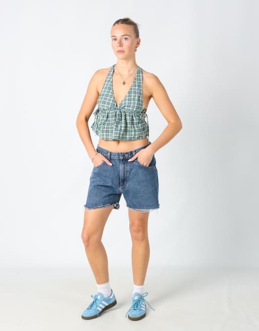 Vintage Wrangler 32x15 denim shorts in blue, 2 of 4
