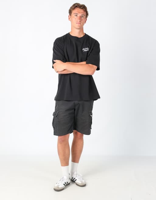 Vintage Wrangler 32x20 canvas cargo shorts in black