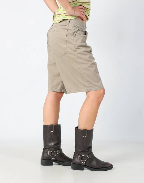 Vintage Wrangler 32x20 canvas cargo shorts in false - view 1
