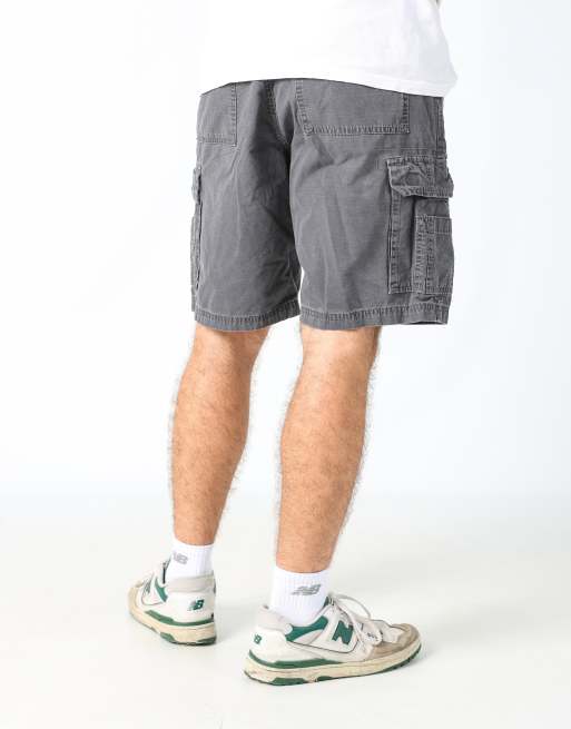 Vintage Wrangler 32x22 canvas cargo shorts in charcoal grey