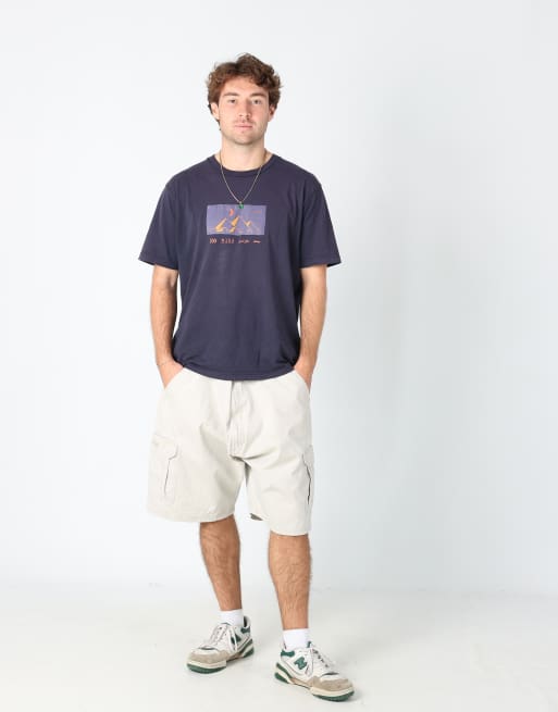 Vintage Wrangler 32x35 canvas cargo shorts in tan