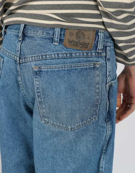 Vintage Wrangler 34x19 denim jorts shorts in light blue, 4 of 4