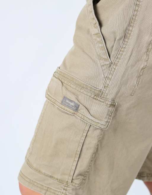 Vintage Wrangler 34x20 canvas cargo shorts in tan, 4 of 4