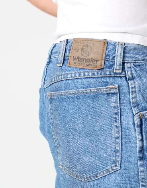 Vintage Wrangler 34x20 denim jorts shorts in blue, 4 of 4
