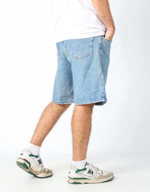 Vintage Wrangler 34x21 denim shorts in light blue