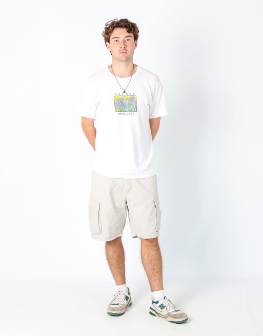 Vintage Wrangler 34x22 canvas cargo shorts in cream, 2 of 4