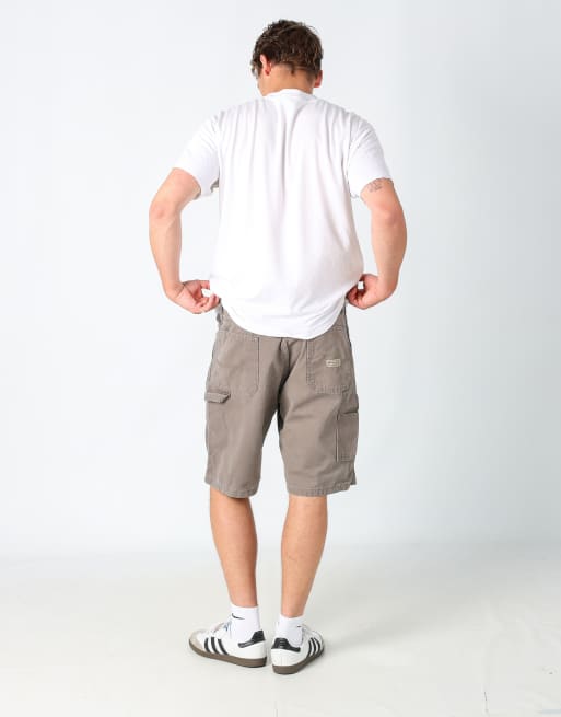 Vintage Wrangler 34x22 canvas carpenter baggy shorts in brown, 3 of 4