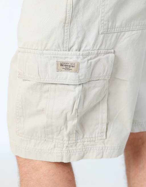 Vintage Wrangler 34x25 canvas cargo shorts in beige, 4 of 4