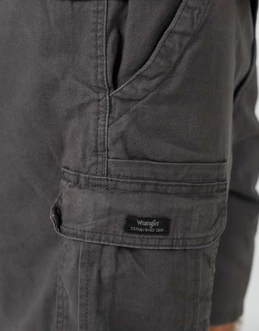 Vintage Wrangler 36x21 canvas cargo shorts in charcoal grey, 4 of 4