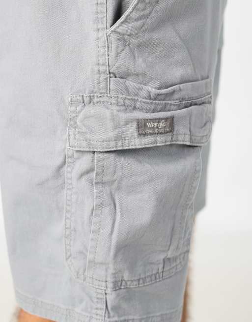 Vintage Wrangler 36x21 canvas cargo shorts in grey, 4 of 4