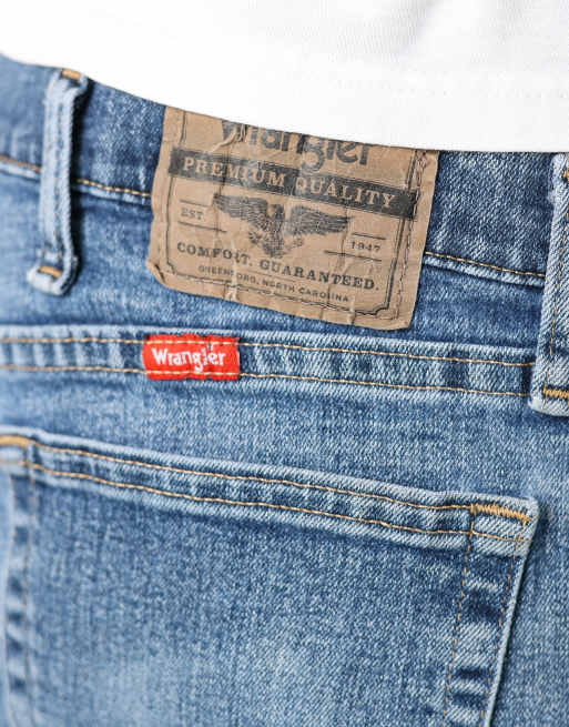Vintage Wrangler 36x21 denim jorts shorts in light blue, 4 of 4