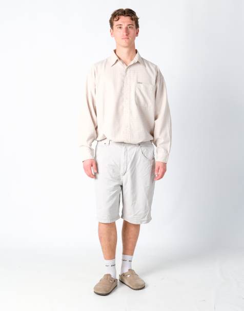 Vintage Wrangler 36x22 Canvas Cargo Shorts Beige - view 1
