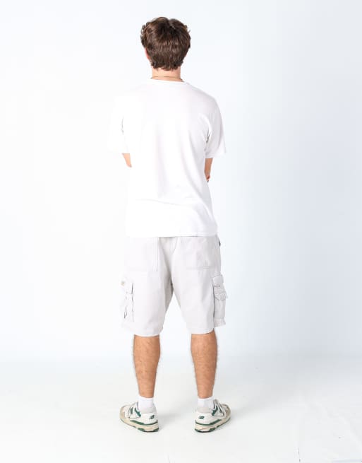 Vintage Wrangler 36x22 canvas cargo shorts in cream, 3 of 4