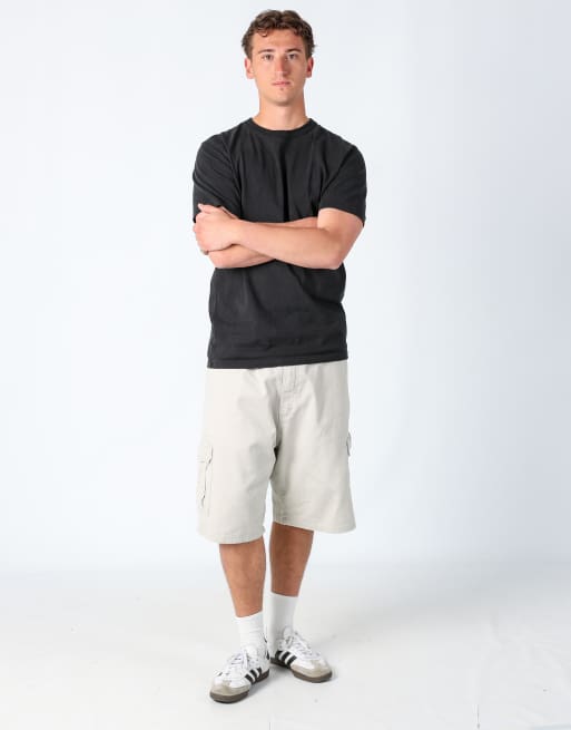 Vintage Wrangler 36x22 canvas cargo shorts in cream, 2 of 4