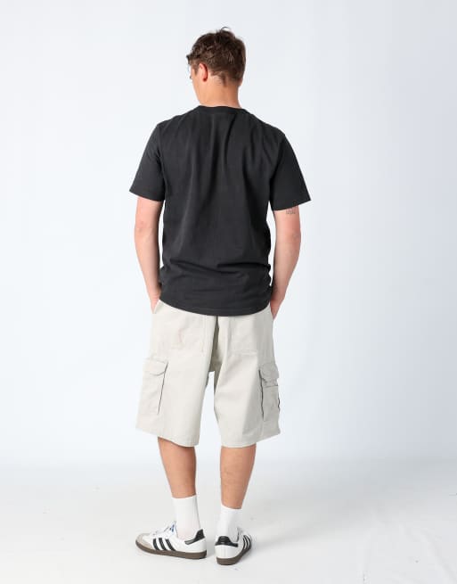 Vintage Wrangler 36x22 canvas cargo shorts in cream, 3 of 4