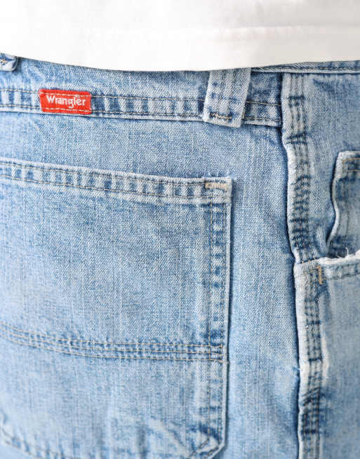 Vintage Wrangler 36x22 denim carpenter baggy jorts shorts in light blue, 4 of 4