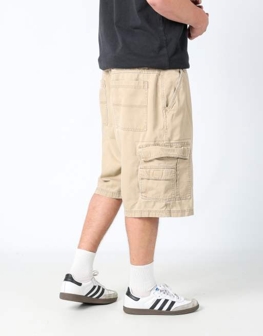 Vintage Wrangler 36x28 canvas cargo shorts in tan, 2 of 4