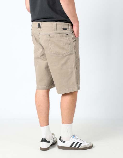 Vintage Wrangler 36x31 canvas cargo shorts in tan