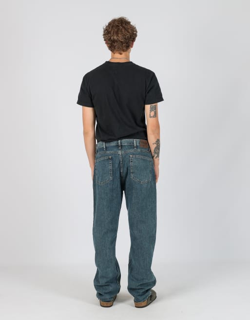 Vintage Wrangler 36x32 denim jeans in blue, 3 of 4