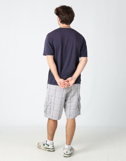 Vintage Wrangler 36x38 canvas cargo shorts in grey, 3 of 4