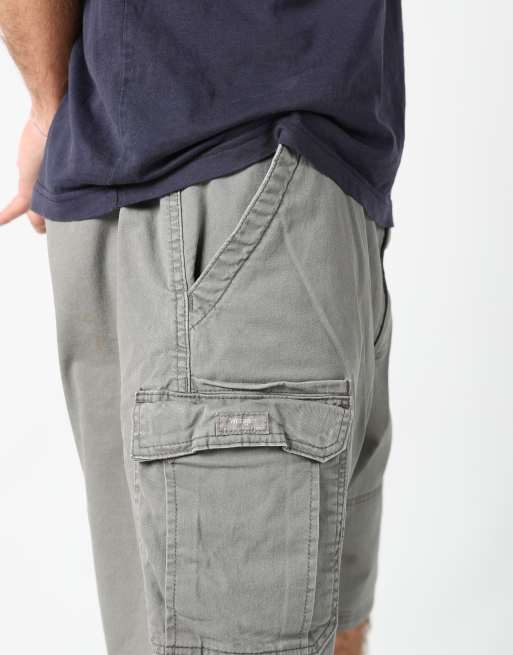 Vintage Wrangler 36x78 canvas cargo shorts in grey, 4 of 4