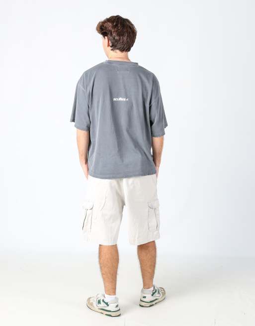 Vintage Wrangler 38x21 canvas cargo shorts in white, 3 of 4
