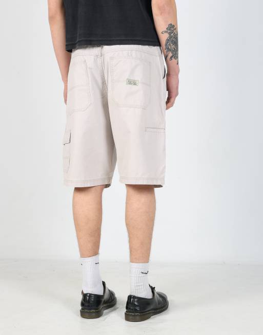 Vintage Wrangler 38x22 canvas cargo shorts in beige, 2 of 4