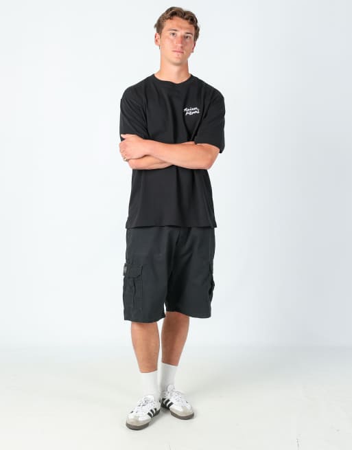 Vintage Wrangler 38x23 canvas cargo shorts in black, 2 of 4